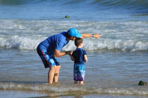 parents-and-children-1699502_1920