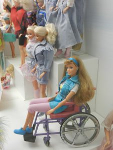 barbie-223952_1920